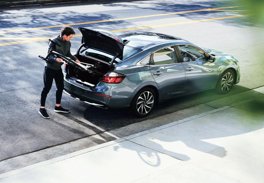  Honda Insight Hybrid EX 2018 года  (JP) (фото 12 из 17)